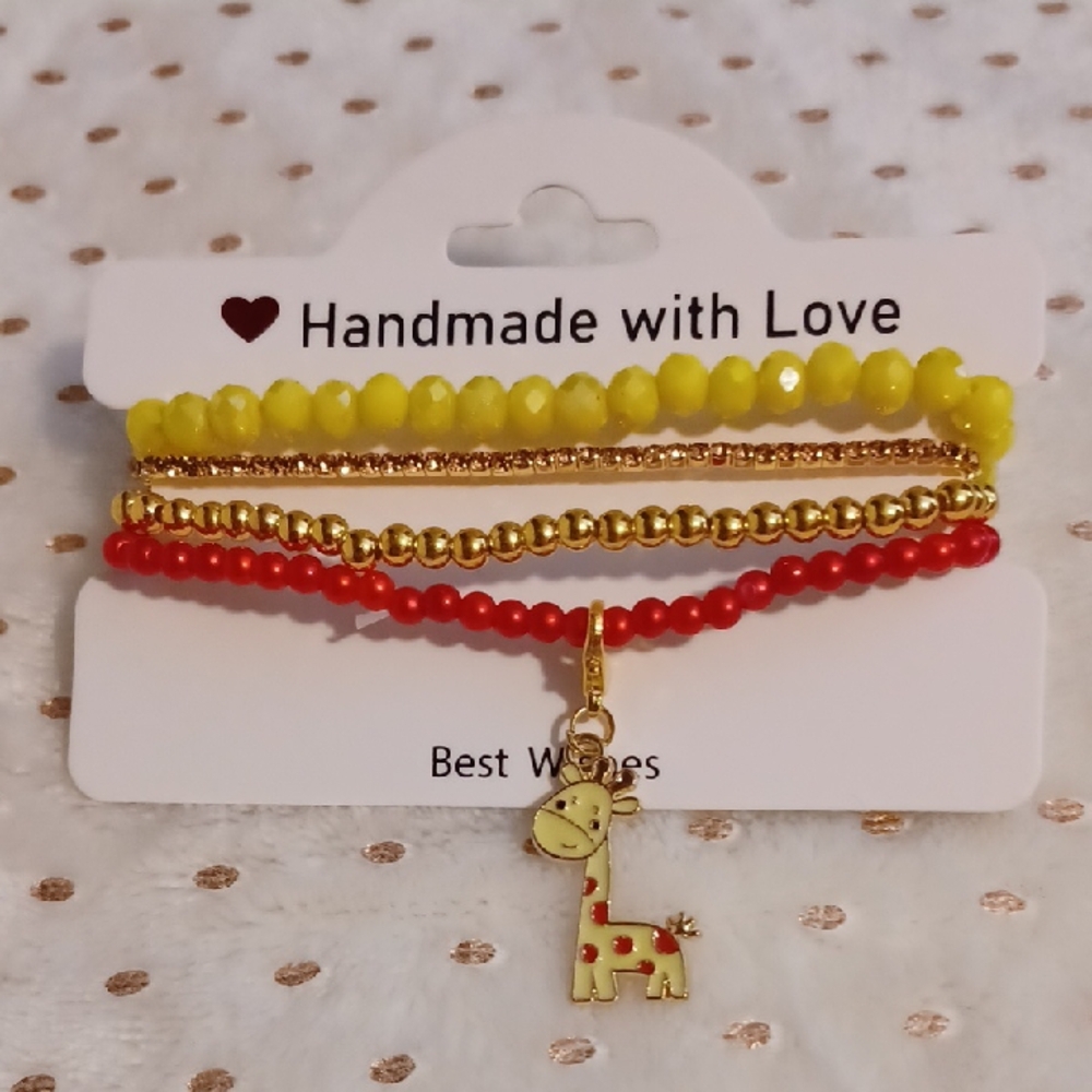 Giraffe Charm Beaded Bracelet Set